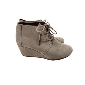 TOMS Women's Taupe Kala Suede Wedge Lace-Up Booties Size 8.5